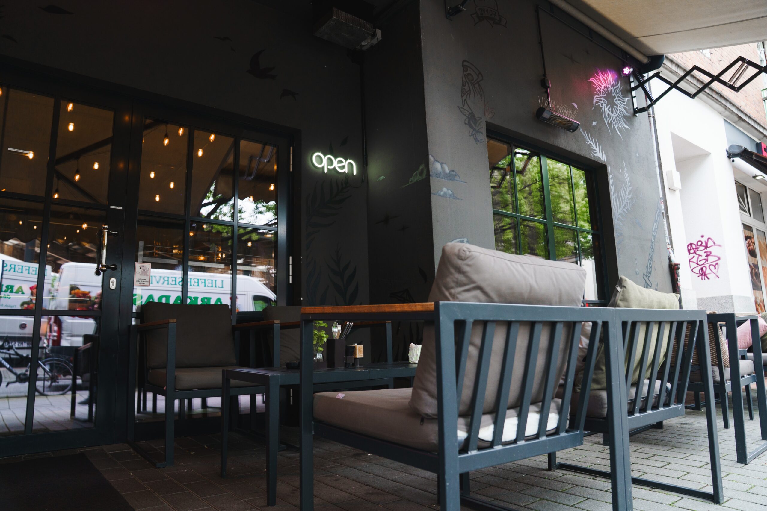 Healthy Fast Food Hamburg – frische, gesunde Burger bei Port Island Hamburg.