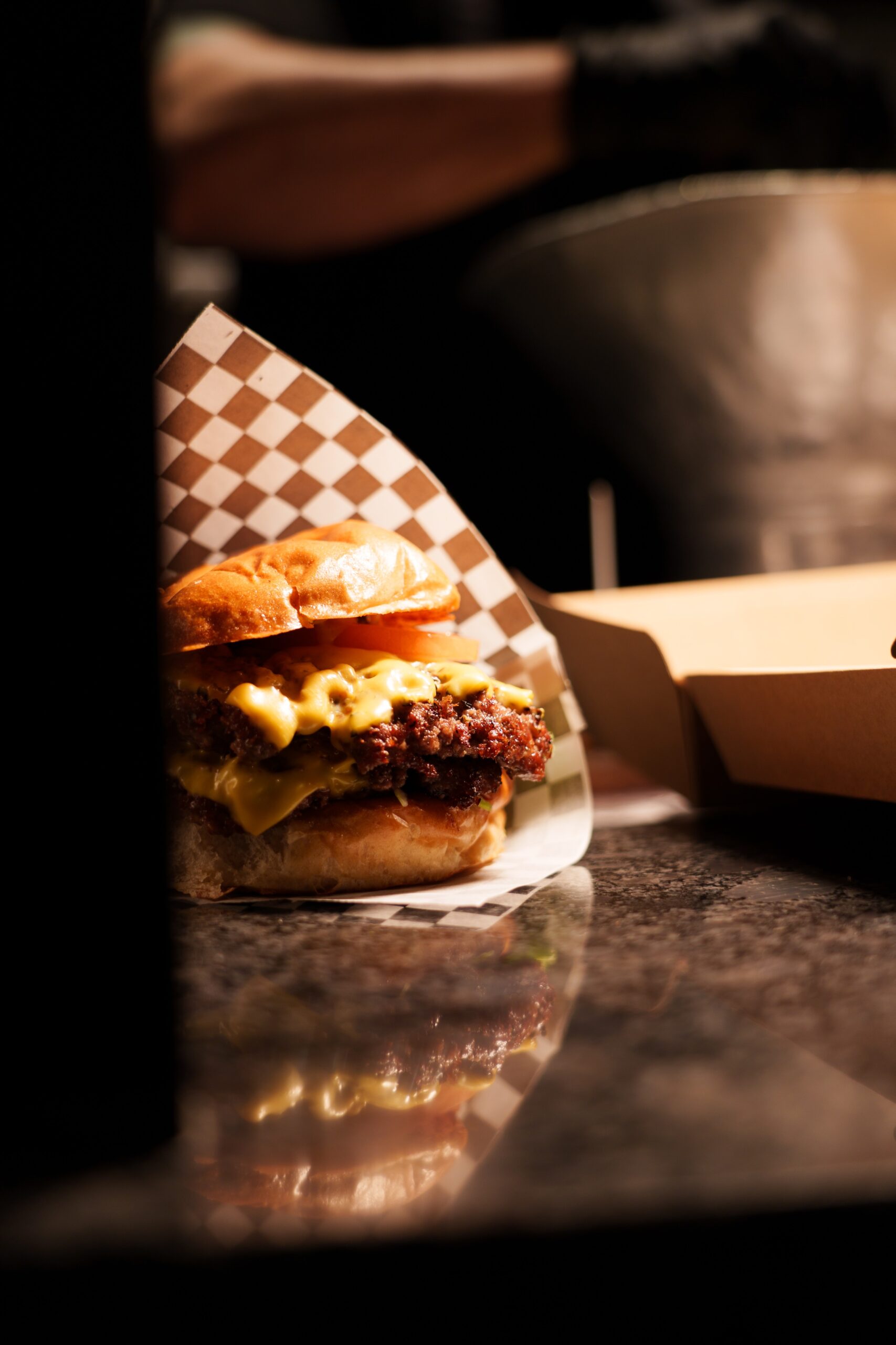 Halal Essen in der Nähe Hamburg – Burger bei Port Island