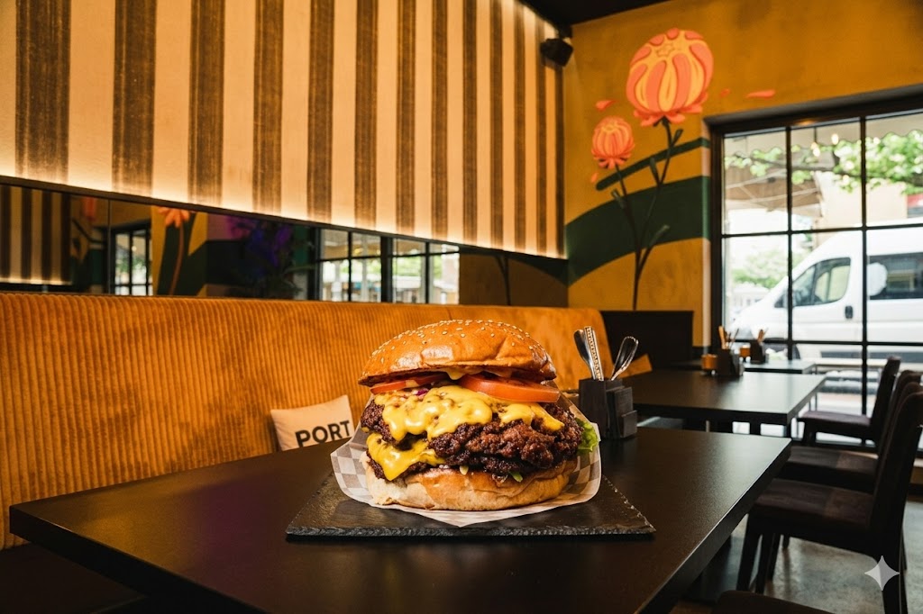 XXL Burger Hamburg mit zwei saftigen Patties und geschmolzenem Käse